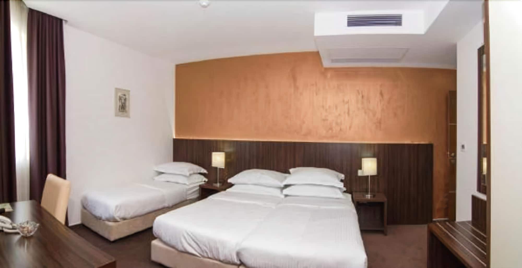 Hotel Marconi Medjugorje Exterior photo